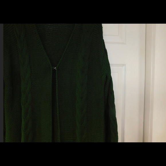 NWT Green Cardigan - Picture 2 of 4